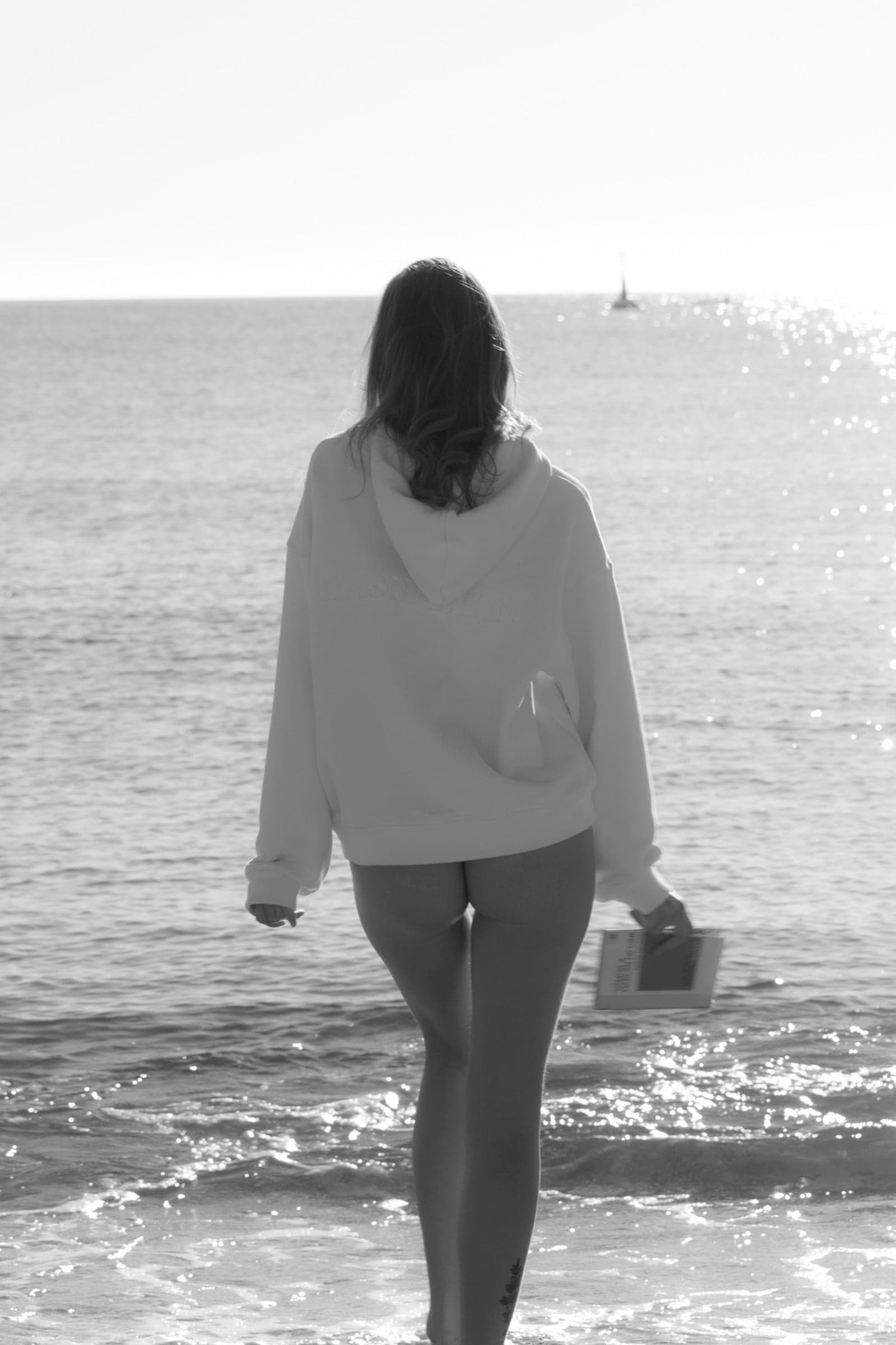 Editorial — beach-025